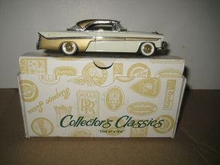 1:43 Scale Collectors Classics 1956 Desoto Adventurer White & Gold C1 - 7am