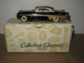 1:43 Scale Collectors Classics 1956 Desoto Adventurer Black & Gold Id C1 - 8ab