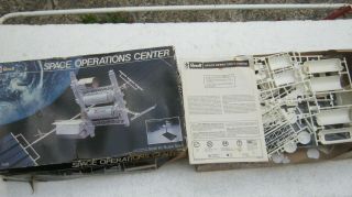Space Operations Center Revell 1/144 Scale Plastic Model Kit 4532