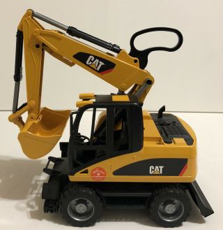 Bruder 02467 Cat Excavator Construction Vehicle / Made In Germany 2006 Euc