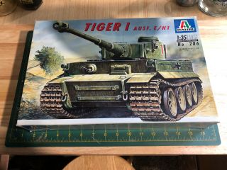 Italeri 1:35 Tiger I Ausf.  E/h1 Model Kit 286 Complete Unassembled Released 1995