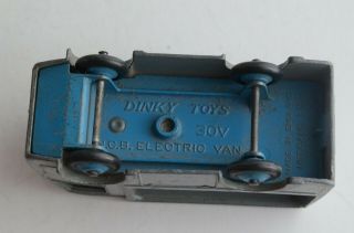 Dinky Toys No 30v NCB Electric Van - Meccano Ltd - Made In England 3