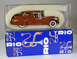 1:43 Rio 1941 Lincoln Continental Berlina Made In Italy Case Still