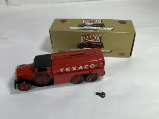 1990 Ertl 1930 Texaco Diamond T Fuel Tanker Die Cast Truck Bank W Key & Box