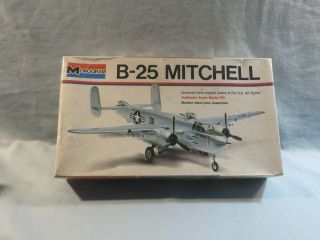 Monogram 1:72 B - 25 Mitchell Model Kit 6819 Factory