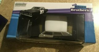GREENLIGHT HOLLYWOOD 1974 DODGE MONACO BLUESMOBILE /THE BLUES BROTHERS 3