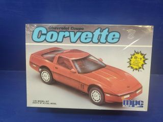 1/25 Mpc Chevrolet Corvette Coupe Model Kit