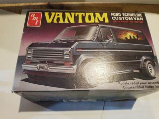 Amt Vantom Ford Econoline Custom Van 1/25 Scale T418 Vintage 2n1 Kit
