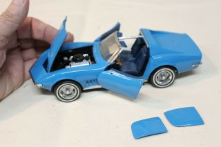 Franklin 1968 Corvette With T - Tops Blue,  Diecast 1:24 Scale