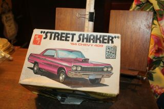 Vintage Amt Street Shaker 64 Chevy 409 1/25 Model Kit In The Box