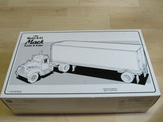 First Gear 1/34 1960 Mack Model B - 61 Tractor Trailer Gibbons Beer 18 - 1543 Lion