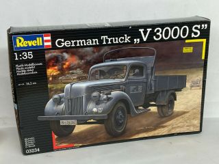 Revell 1/35 Ww2 German Truck " V3000s ",  Contents.