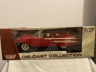 Motor Max 1:18 Scale 1960 Chevrolet Impala Convertible Red