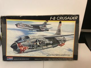Monogram 1/48 Scale F - 8 Crusader Kit 5826