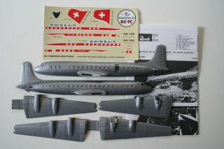 plastic model aircraft kit: 1997 1/122 scale Swissair Douglas DC - 7C by Revell 2