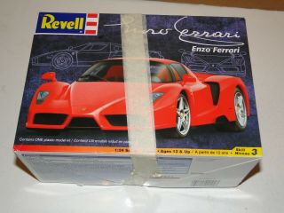 Revell Enzo Ferrari 1/24 Skill 3 Very Detailed Kit Started