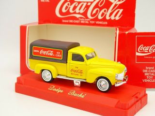 Solido 1/43 - Dodge Pick Up Bâché Coca Cola Jaune