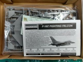 2002 MONOGRAM F - 16C Fighting Falcon 1:72 Scale 85 - 5309 1/72 Model Kit 2