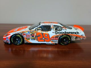 Kevin Harvick 2004 29 Gm Goodwrench Realtree Monte Carlo 1/24