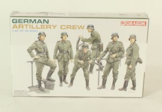 Dragon Model Kit 1:35 Scale German Artillery Crew