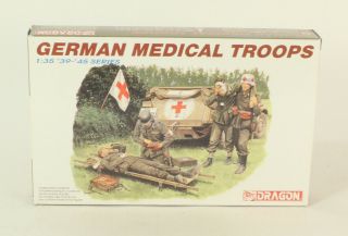 Dragon Model Kit 1:35 Scale German Medical Troops