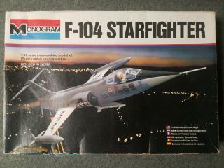 Monogram Model Kit 1:48 Scale F - 104 Starfighter Us Air Force Jet Fighter