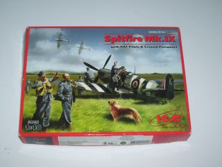 Icm Spitfire Mk.  Ix Kit No.  48801 Model Airplane Open Box 2010