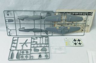 Revell 1/48 scale WW2 German Messerschmitt Bf - 109 Model Kit 1979 2