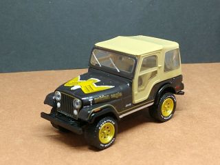 1977 Jeep Cj - 5 Golden Eagle Adult Collectible 1/64 Scale Vintage Limited Edition