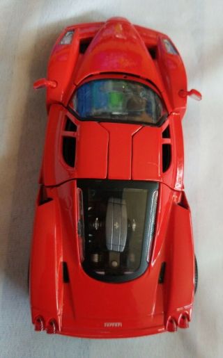 Maisto Enzo Ferrari 1:24 Scale Red Die Cast Car,