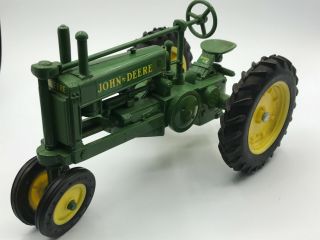 Vintage Ertl John Deere Tractor Model A Diecast 1:16