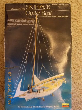 Lindberg 70850 Chesapeake Bay Skipjack Oyster Boat 1/60 Model Kit