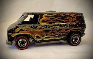 1974 Redline Hot Wheels Black Van With Flames Redlines Diecast
