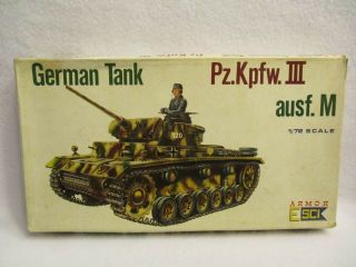Armor Esci German Tank Pz.  Kpfw.  Iii Ausf.  M 1/72scale 8001 Complete Kit
