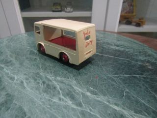 Dinky Toys 419 JOB ' S DAIRY ELECTRIC MILK FLOAT Restored 2