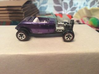 Vintage Johnny Lightning Topper Custom ‘32 Ford Purple
