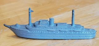 Vintage Tootsietoy Oceanliner Ship 4 1/8 " Diecast Scale Model