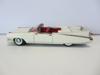 Maisto - 1959 Cadillac Eldorado Biarritz White Fc 1:18 (920/62) No Box