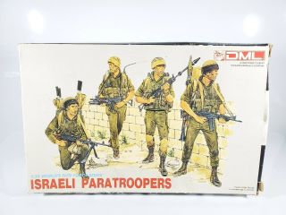 1/35 Dragon Dml 3001: Israeli Paratroopers Open Box Started Kit