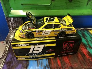 Jeremy Mayfield 1/24 Action Bud Shootout 2005 Dodge Charger 1500 Yellow 19