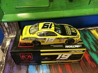 Jeremy Mayfield 1/24 Action Bud Shootout 2005 Dodge Charger 1500 Yellow 19 3