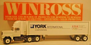 Winross York 1988 International U S Olympic Team 1:64 Scale Tractor Trailer K