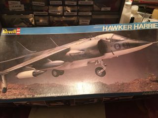 Vintage 1982 Revell Siddeley Hawker Harrier 1:32 Scale Parts Kit 4718.