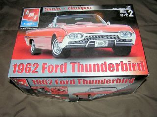 Amt,  Ertl,  1962 Ford Thunderbird 1/25 Model Car Kit