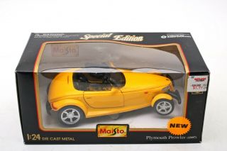 Maisto Plymouth Prowler 1997 Yellow - Special Edition Die - Cast 1:24 Car,  Box