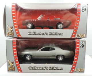 1:43rd Scale Die - Cast 2 - Yat Ming Plymouth Gtx /chevrolet Corvair Monza Ds - Gb