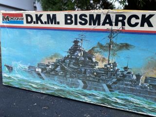 1977 Monogram Ww2 German Battleship D.  K.  M.  Bismark Plastic Model Kit 3008