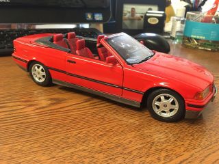 Bmw 325i Convertible Maisto Special Edition 1:18 (1993) Red