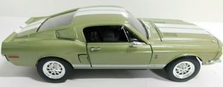 1/18 Scale 1968 Shelby Ford Mustang Gt - 500kr Diecast Model Road Signature 92168