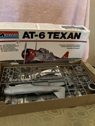 Monogram At - 6 Texan Model Airplane Plane Kit 1/48 Wwii Us Air Force